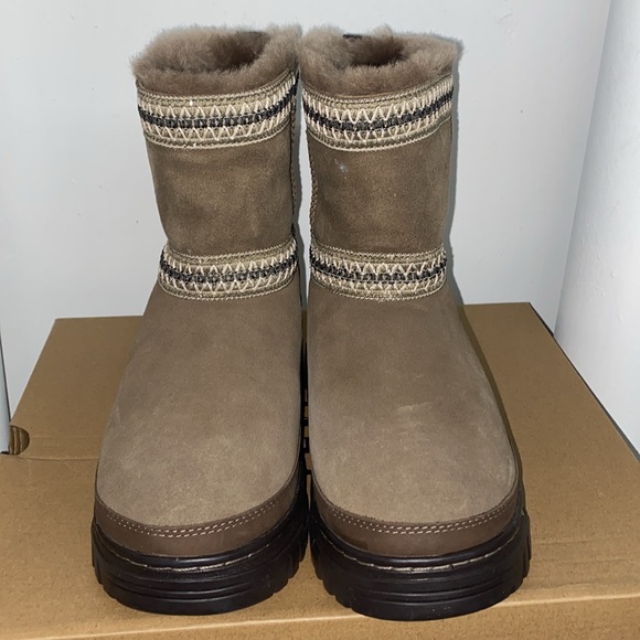 UGG CLASSIC MINI TRAILGAZER - Picture 3 of 6